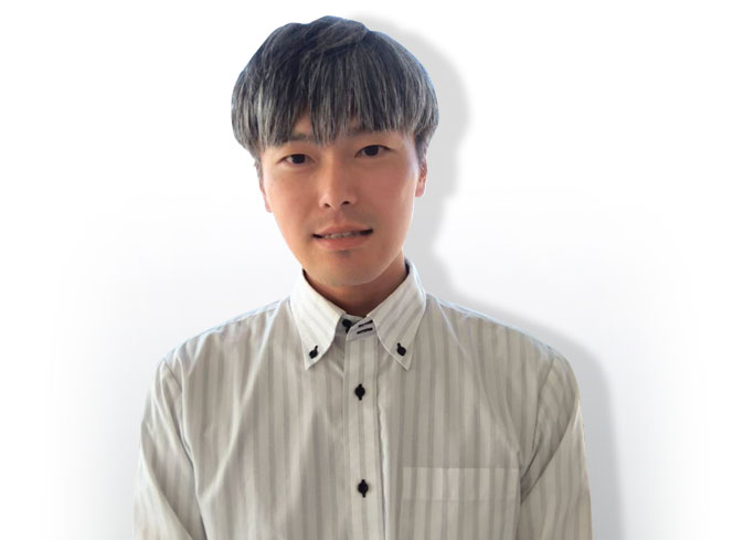 社員  横内 聖